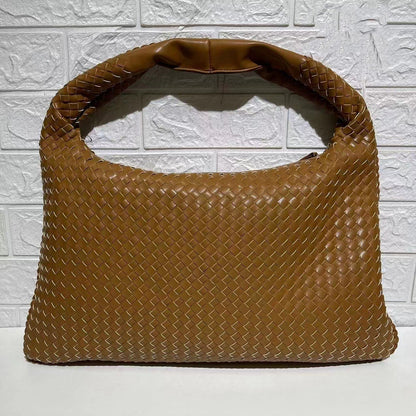 Woven Capacity Shoulder Bag