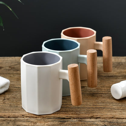 Toothbrush Cup Holder With Wooden Handle