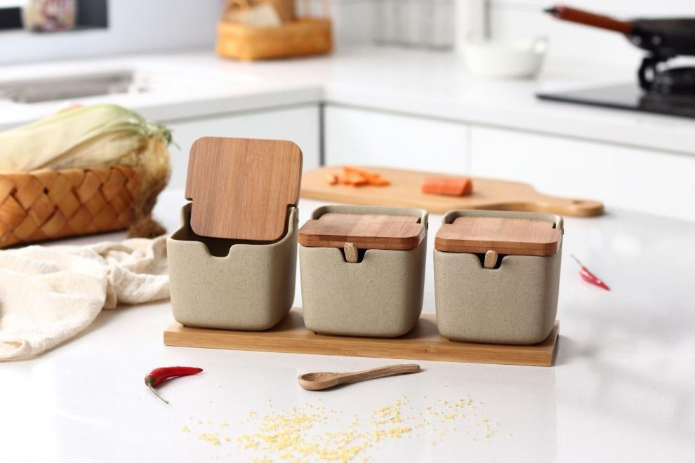 Ceramic & Wood Seasoning Set