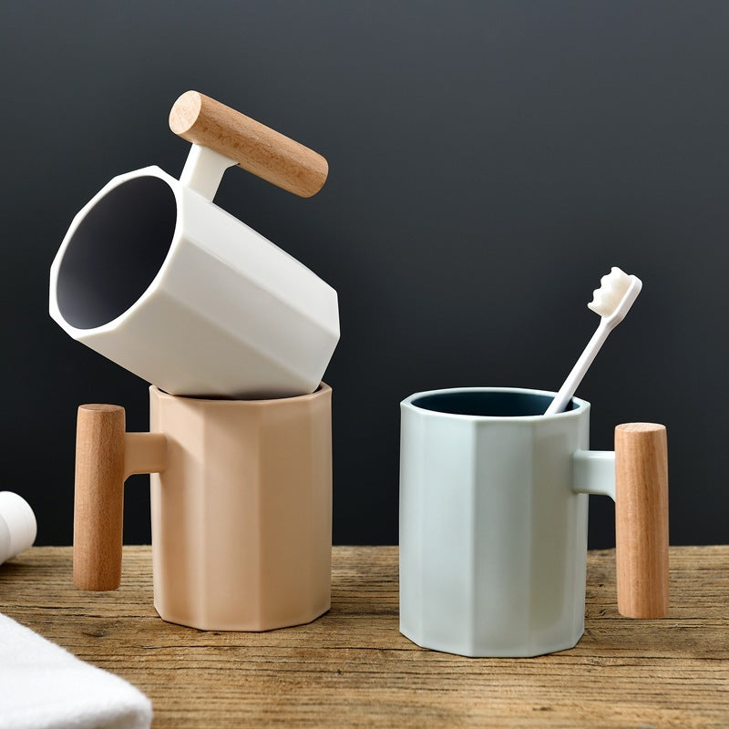 Toothbrush Cup Holder With Wooden Handle