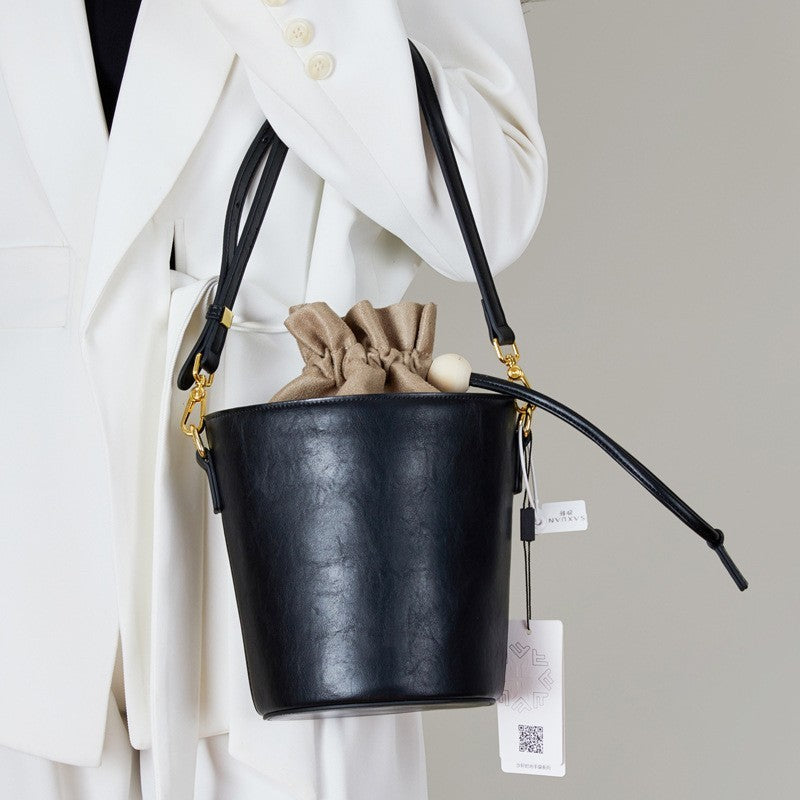 Minimal Bucket Bag