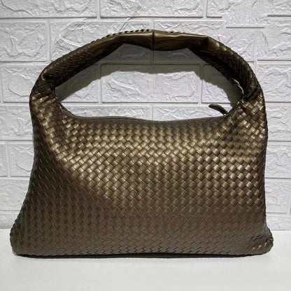 Woven Capacity Shoulder Bag