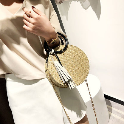 Round Grass Shoulder Bag