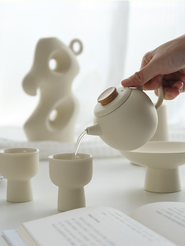 High-Footed Unique Teapot Set