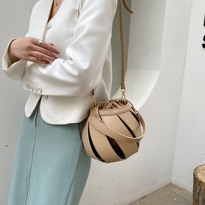 Cut Out Graceful Bag