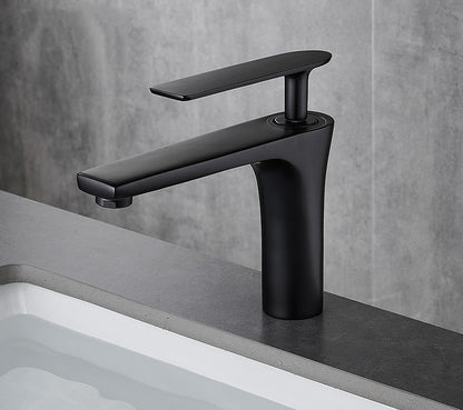 Extended Aqua Form Faucet