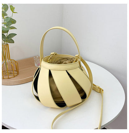 Cut Out Graceful Bag