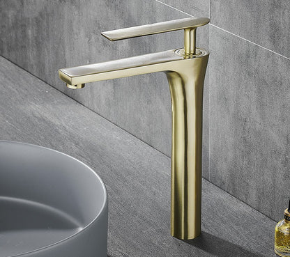 Extended Aqua Form Faucet